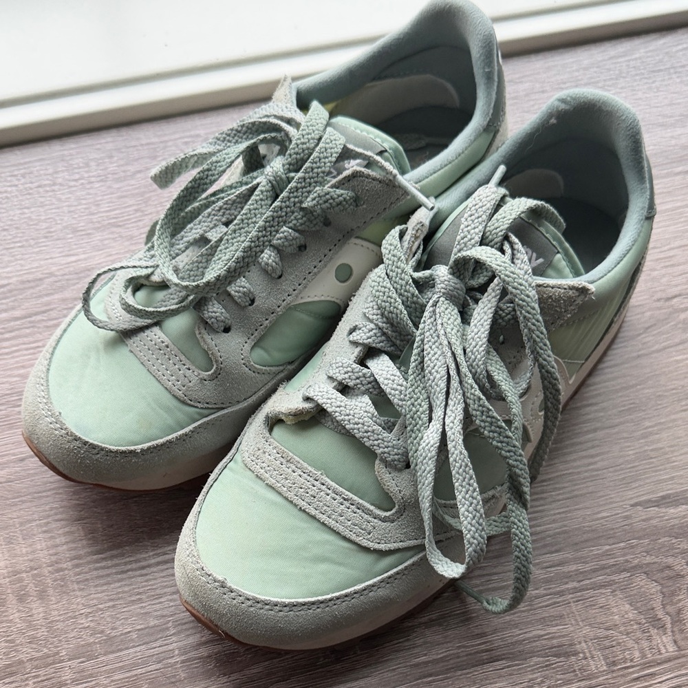 Saucony Women's Sneakers in Light Greens